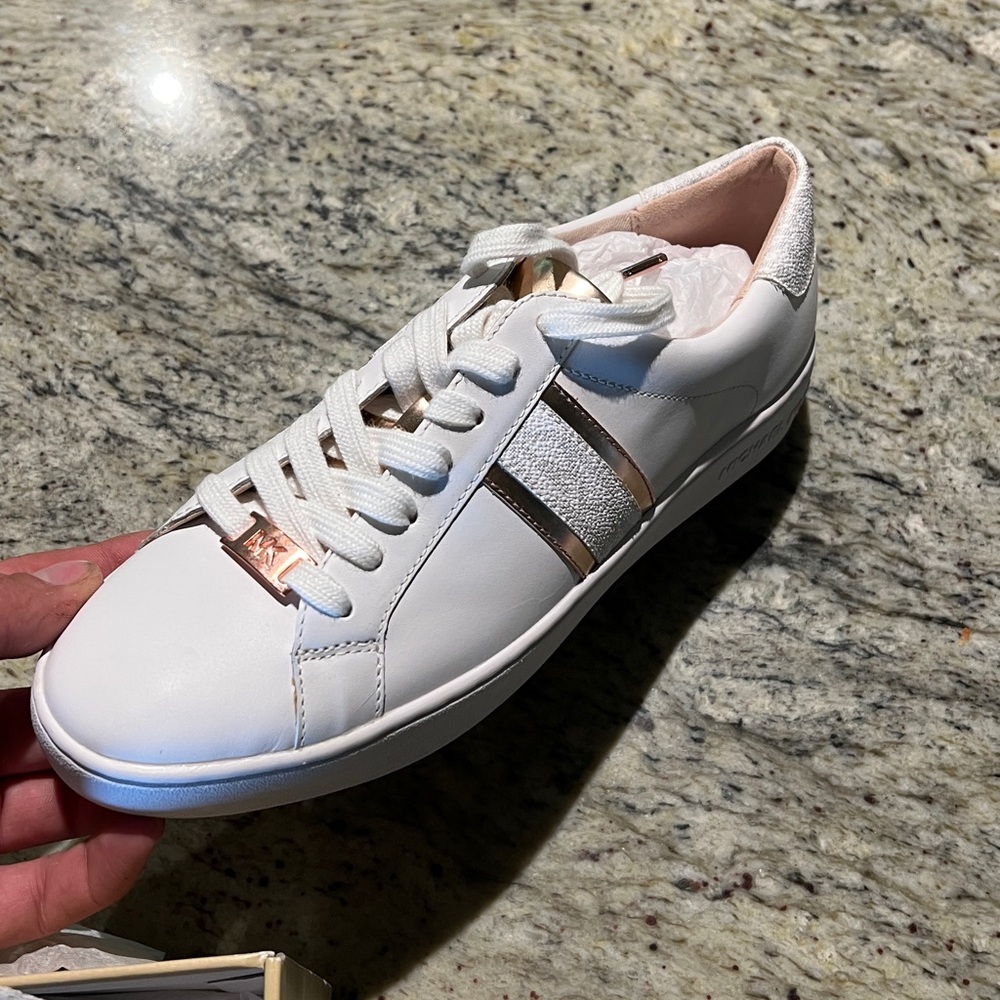 Women's Micheal Kors sneakers